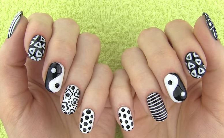 nail-art-white-n-black