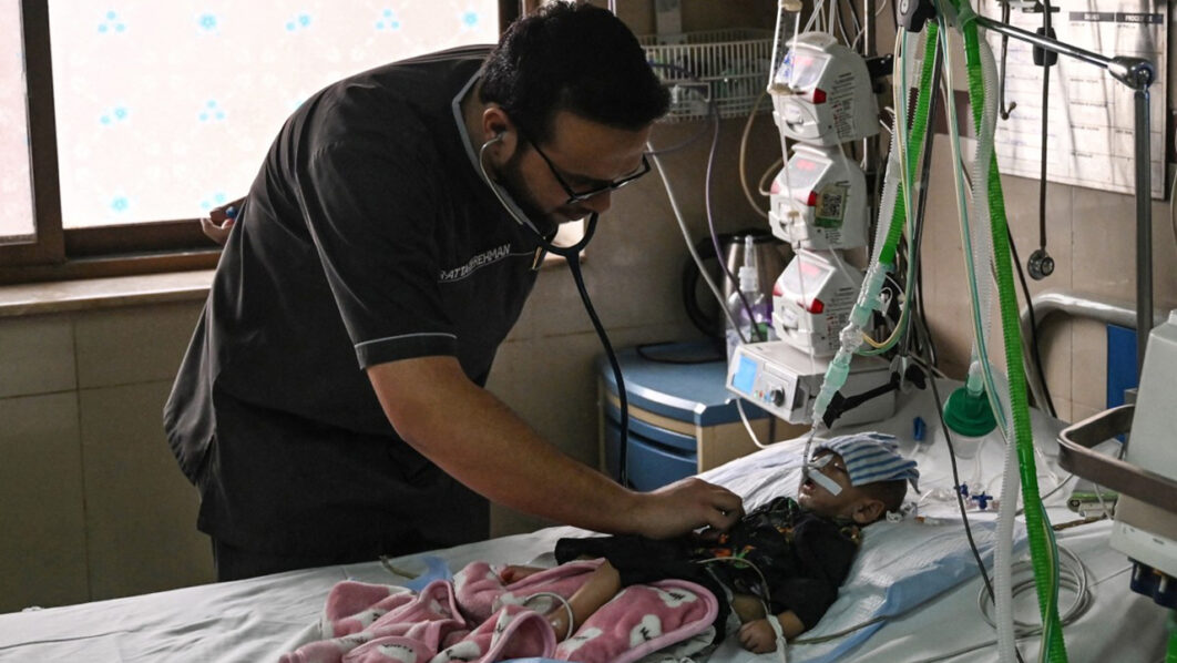 PAKISTAN-HEALTH-PNEUMONIA-CHILDREN