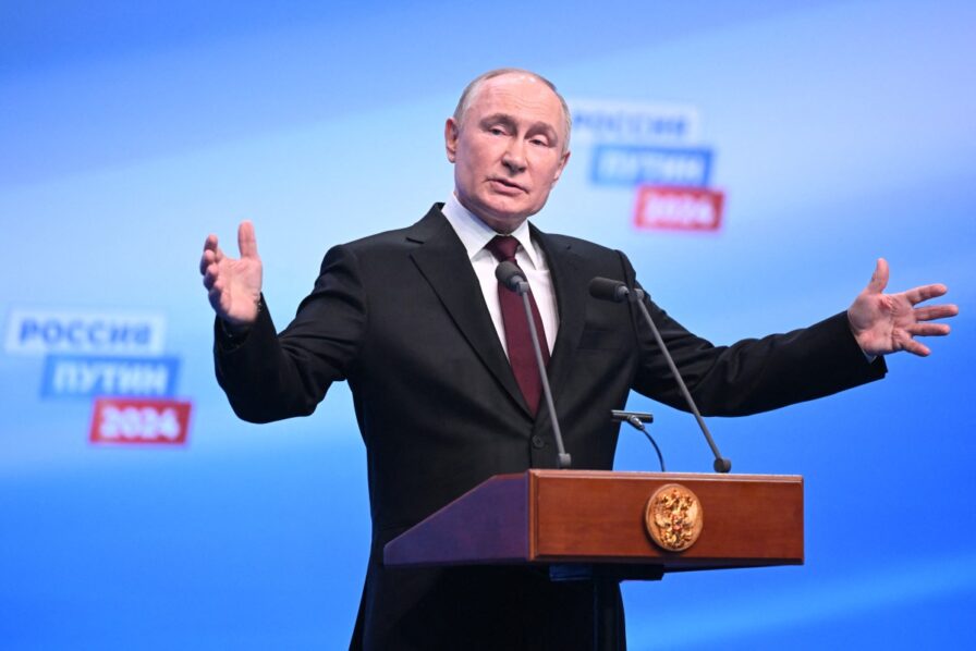 RUSSIA-POLITICS-VOTE-PUTIN