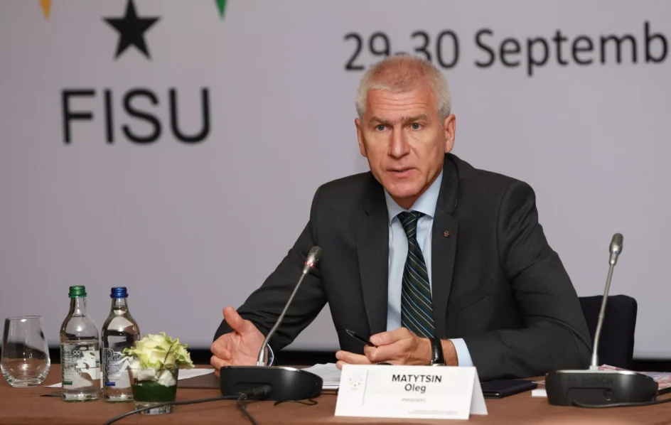 fisu_pres