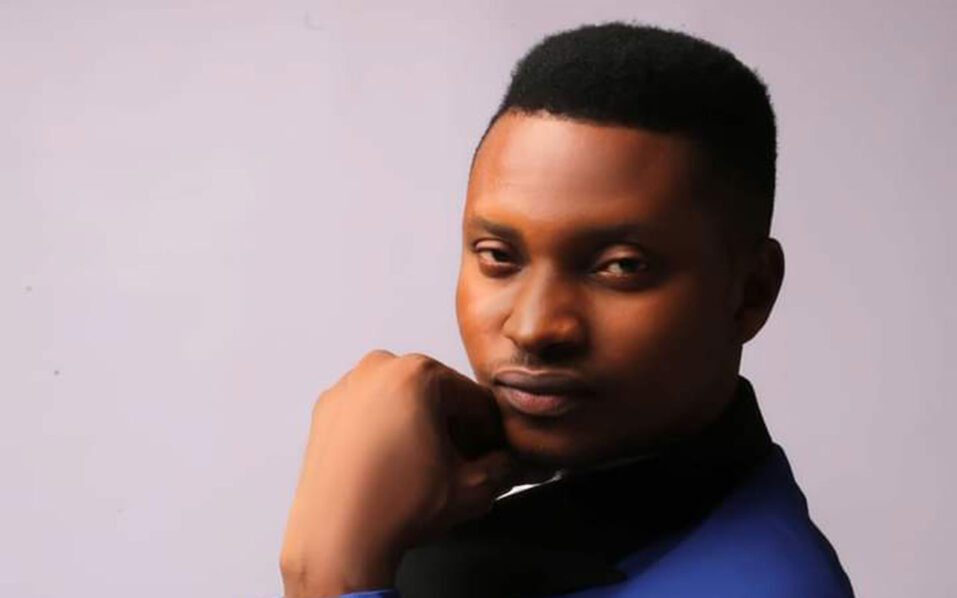 New-single-(Life-&love)-13-04-24