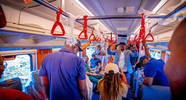 sanwo-olu-train-3