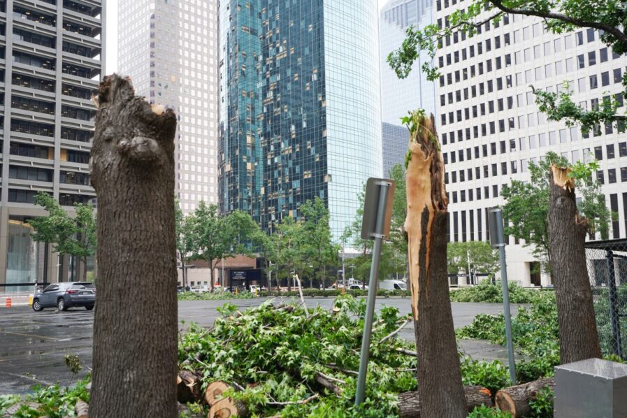 US-WEATHER-CLIMATE-STORM-AFTERMATH