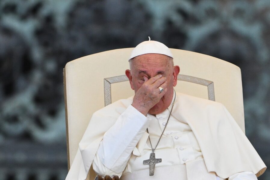 VATICAN-POPE-AUDIENCE-ALTAR SERVERS