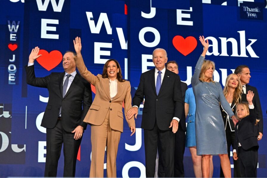 US-VOTE-POLITICS-DEMOCRATIC-CONVENTION