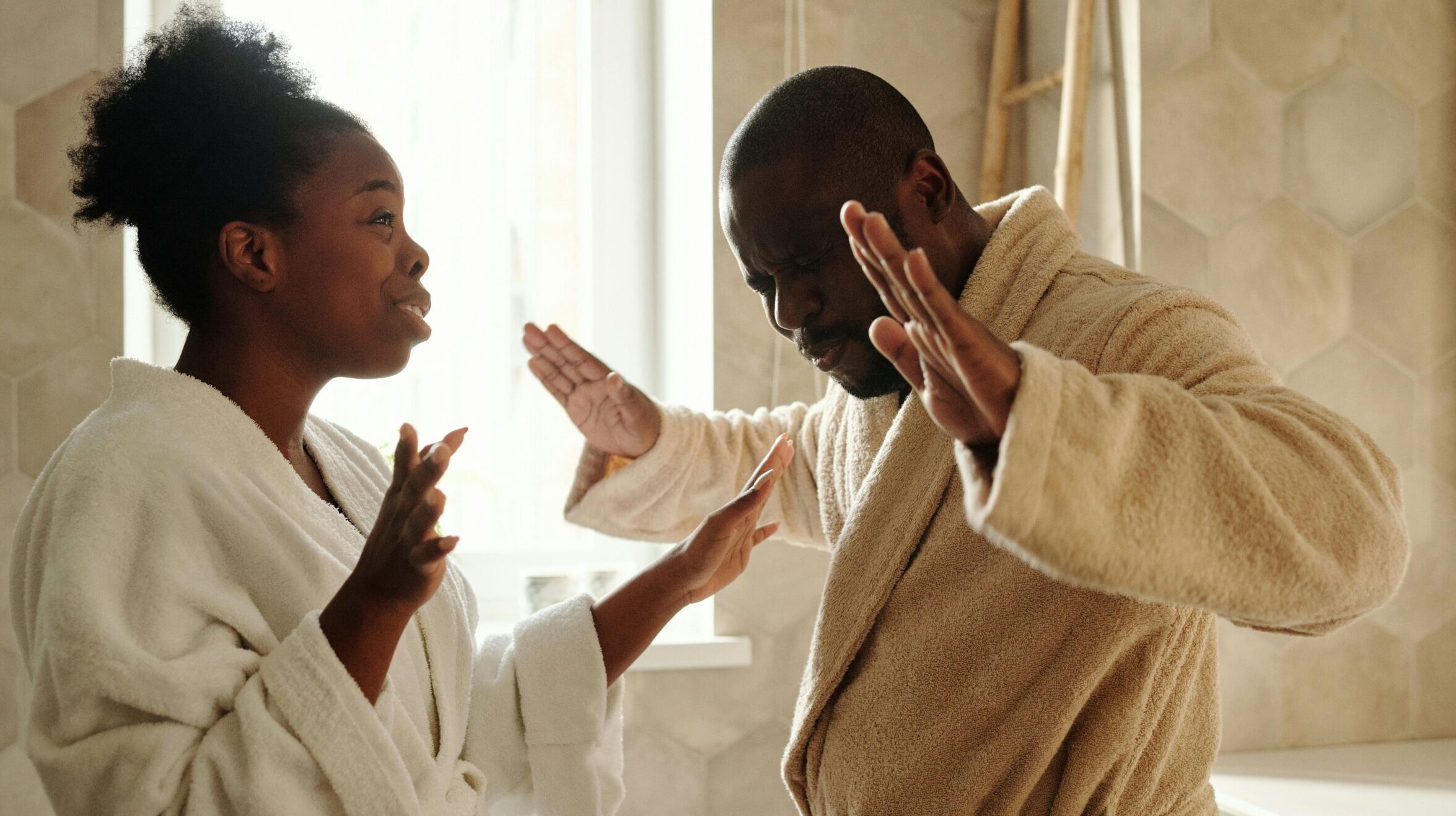 pexels-diva-plavalaguna-5710424