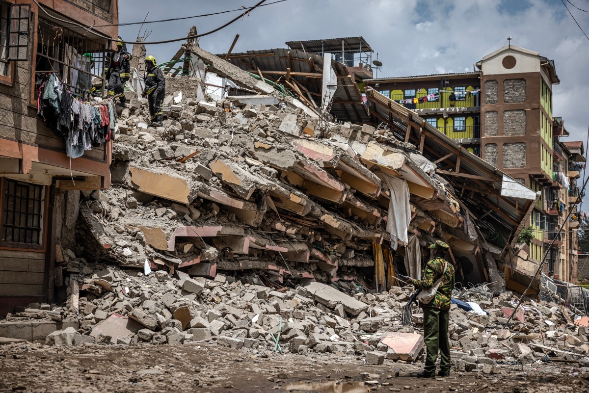 KENYA-ACCIDENT-HOUSING
