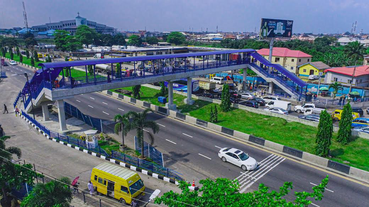 Alapere pedestrian bridge