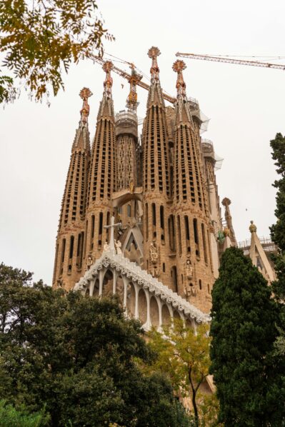 Sagrada Familia church. Photo by Enric Cruz López on Pexels.