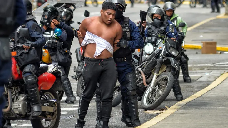 AFP__20240904__36FG78Y__v1__HighRes__HrwReportsWidespreadRightsViolationsInVenezuela-1725429528