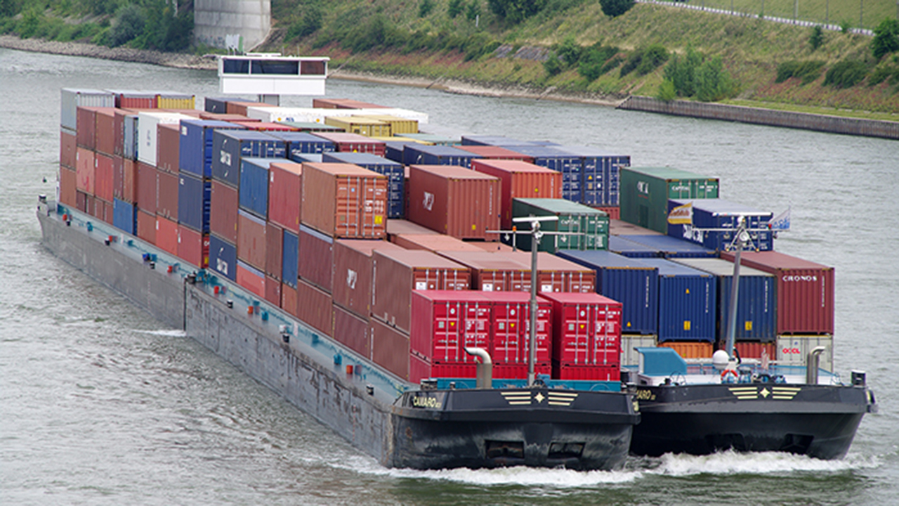 Container-on-barge-service