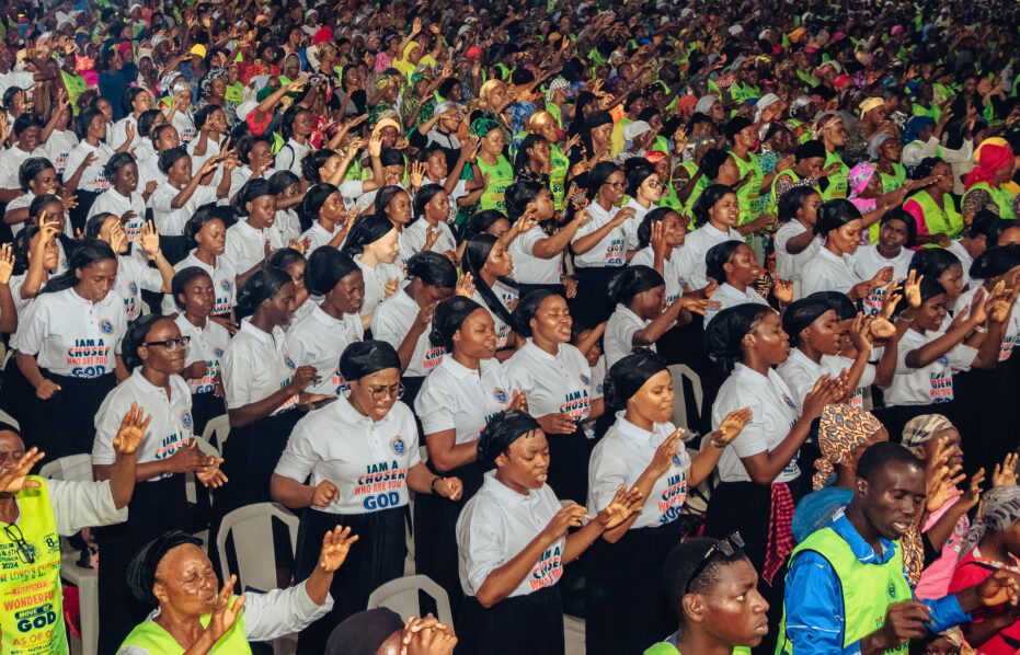 Worshippers @ wonderful Move of God