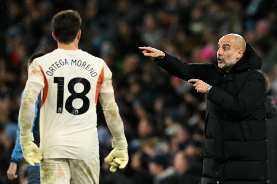 FBL-ENG-PR-MAN CITY-NOTTINGHAM FOREST