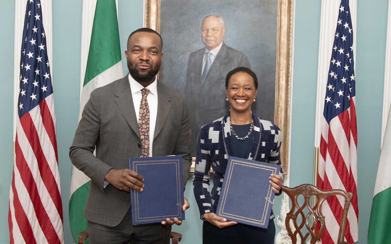 U.S.,-Nigeria-sign-$2-million-broadband-study-grant