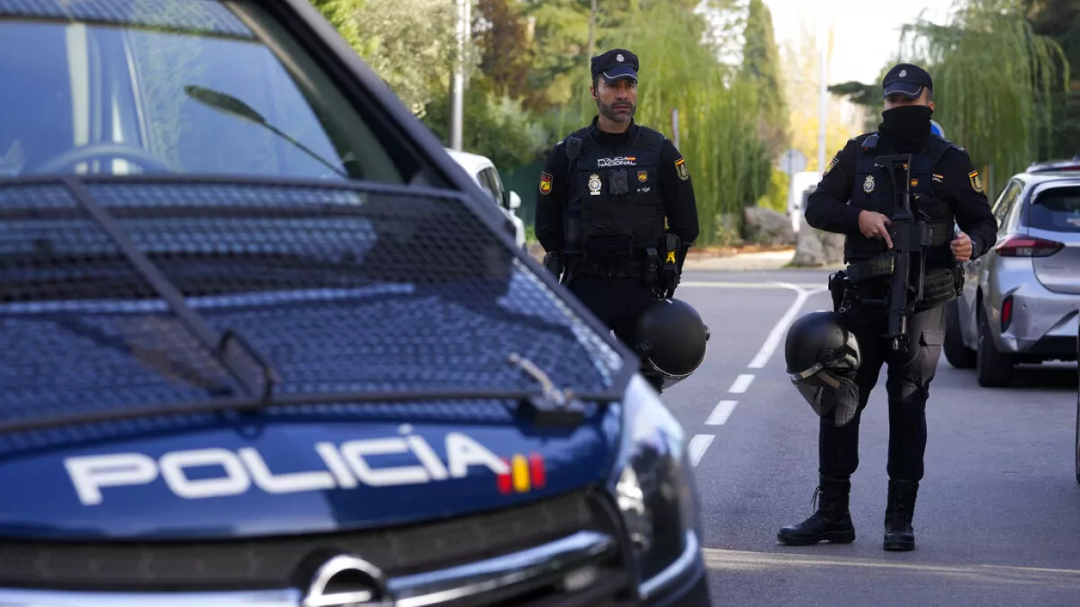 Police, Spain