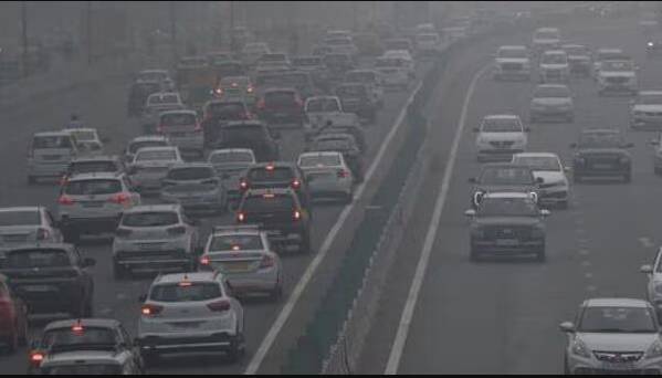 delhi-bans-old-cars-from-refuelling-to-help-tackle-city-s-pollution-1740833278-7097