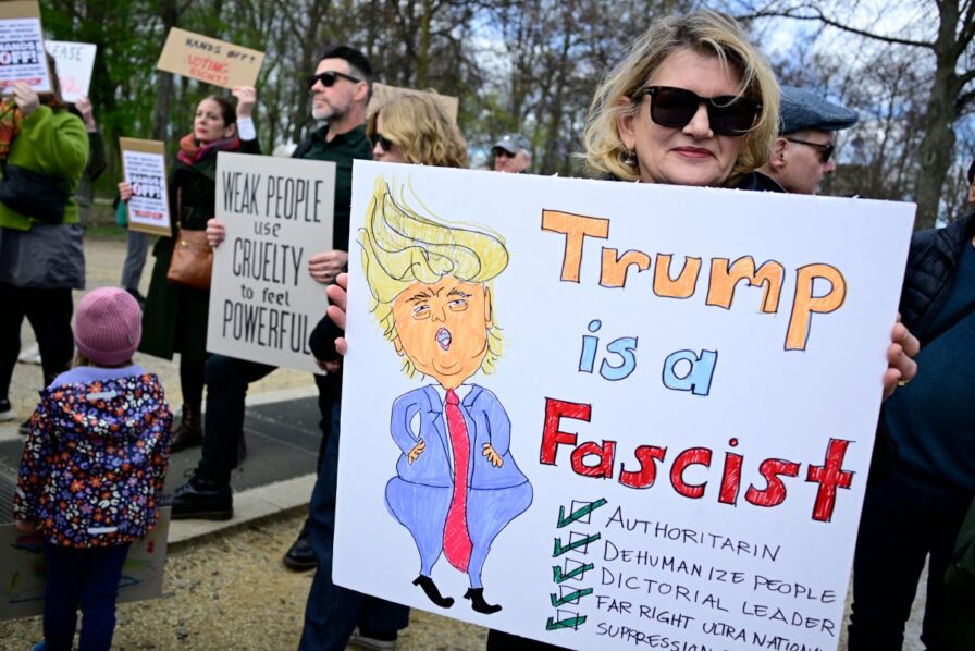 GERMANY-US-POLITICS-GOVERNMENT-PROTEST