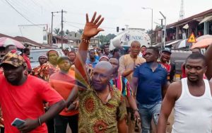 Community-Crisis-Nnobi-Community-Celebrates-Return-Of-PG-Okpala-After-Three-Days-In-Onitsha-Correctional-Centre-2