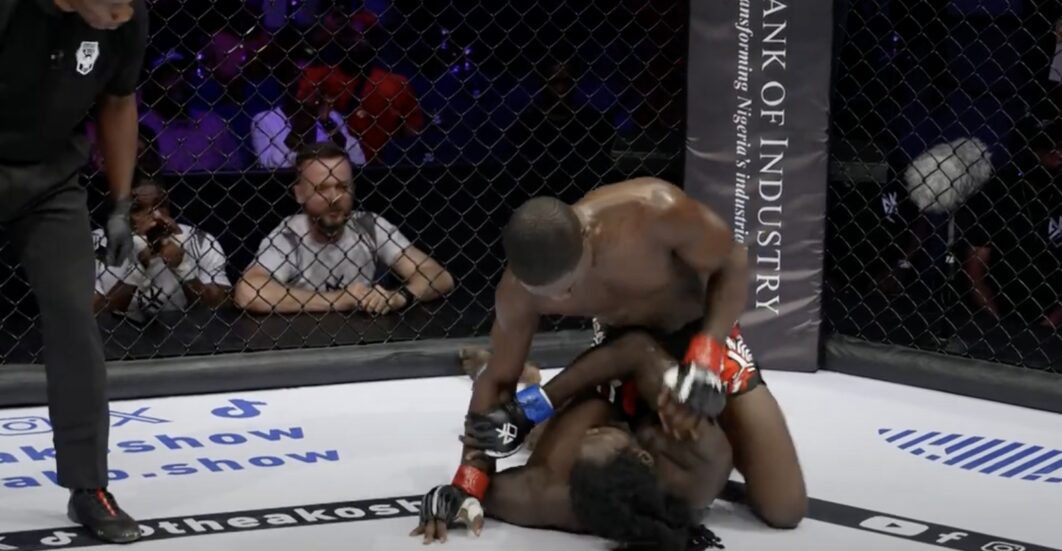 Jeb Philemon Bitrus dominating Aboya at the AKO8