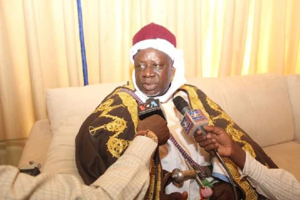 The-Shehu-of-Borno-Alhaji-Dr.-Abubakar-Ibn-Umar-Garbai-Al-Amin-El-Kanemi
