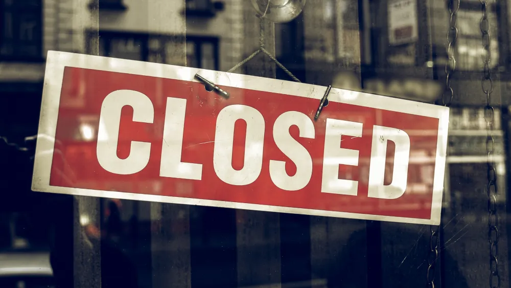store-closed-sign