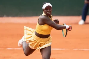 Victoria-Mboko-Tennis-1024×682