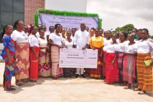 Rivers market women receive over N12m business grants
