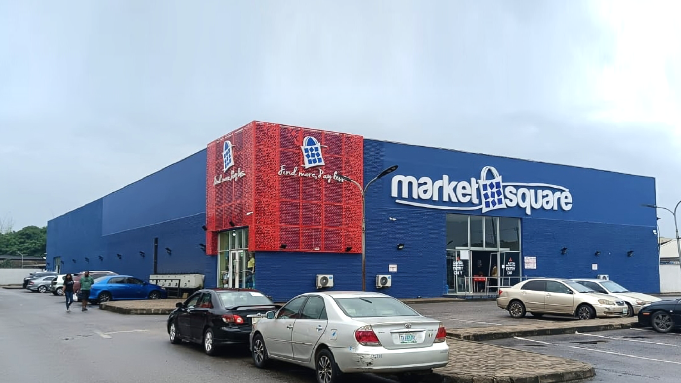 MARKETSQUARE BENIN 1