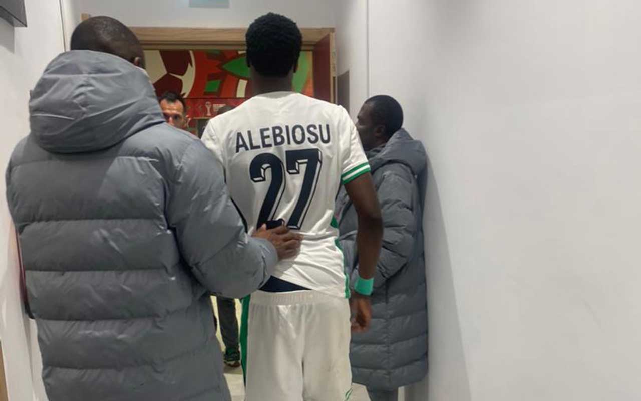 Injured Alebiosu feared out of  competition, Dessers doubtful
