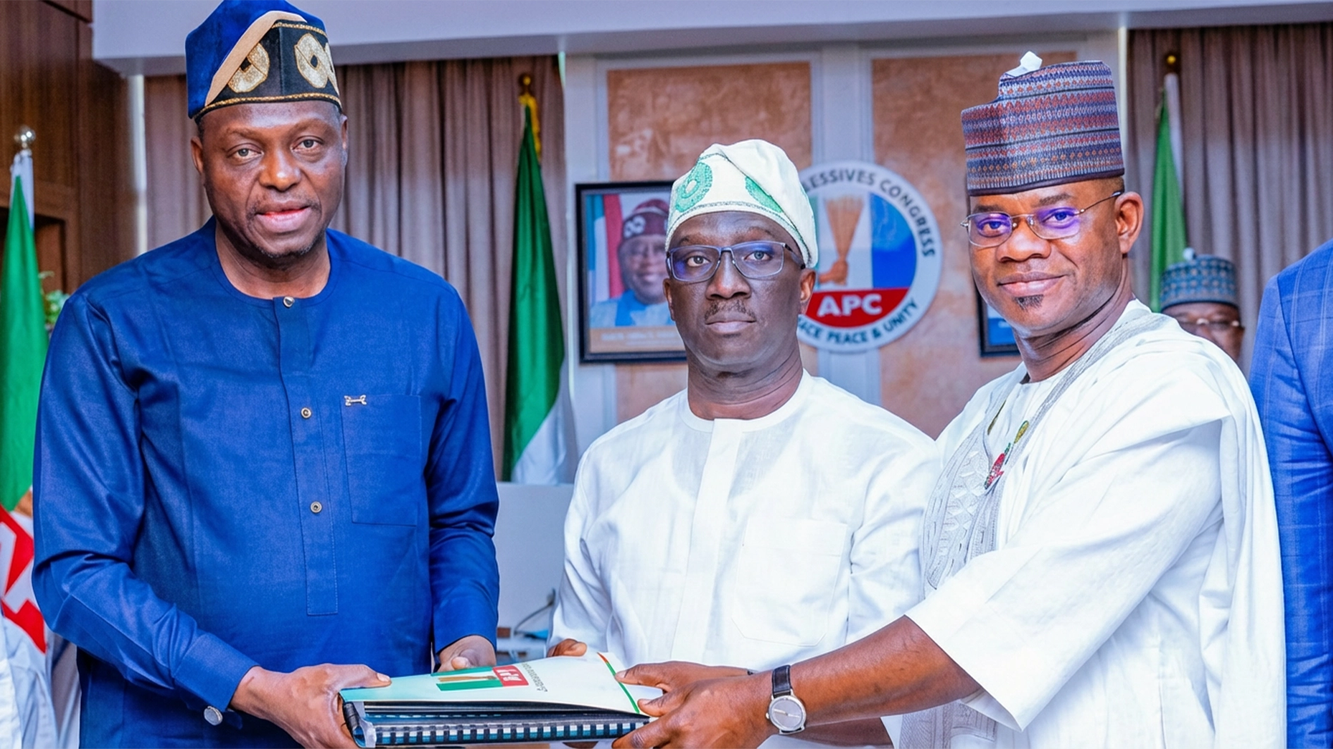 National Chairman of All Progressives Congress (APC), Prof. Nentawe Yilwatda (l