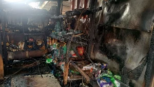 Fire razes shops in Cross River State