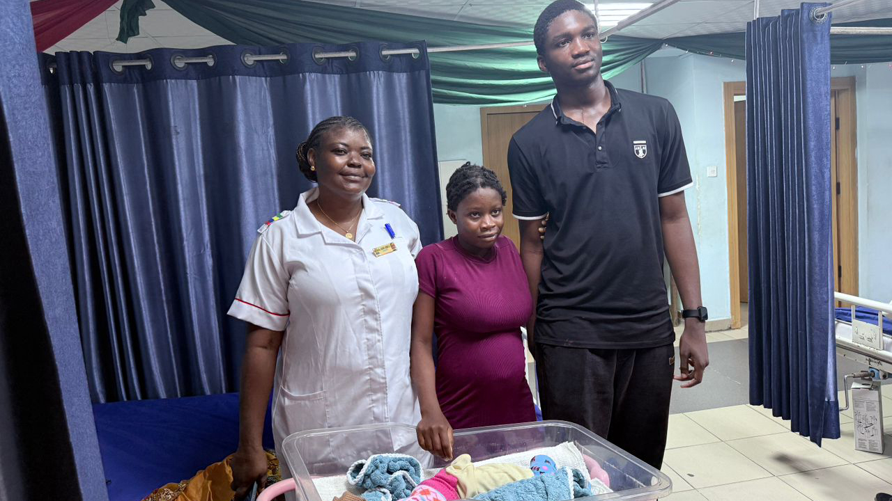 15-year-old clears maternity bills for mothers at Lagos Island hospital