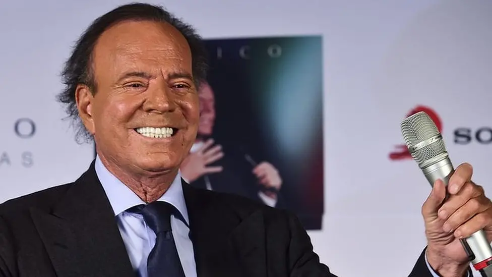 Julio Iglesias