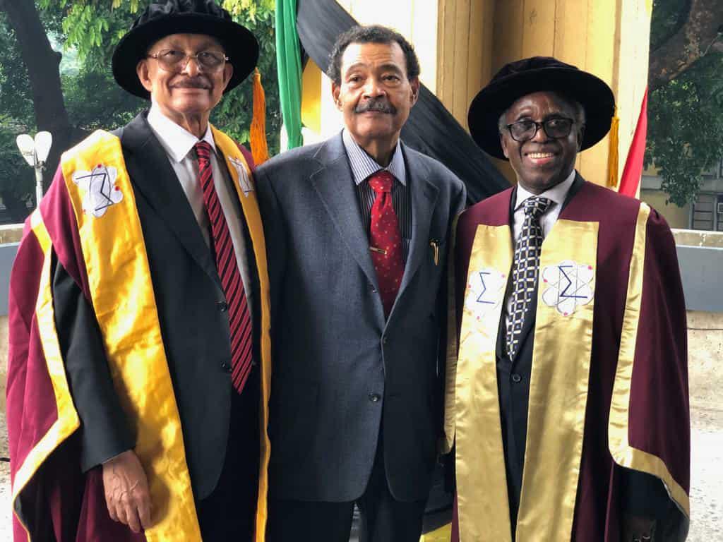 Dr Gregs Thomopulos and Dr Alexander