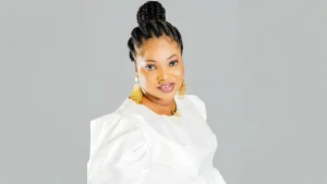 Eleyele crooner Busola Oke