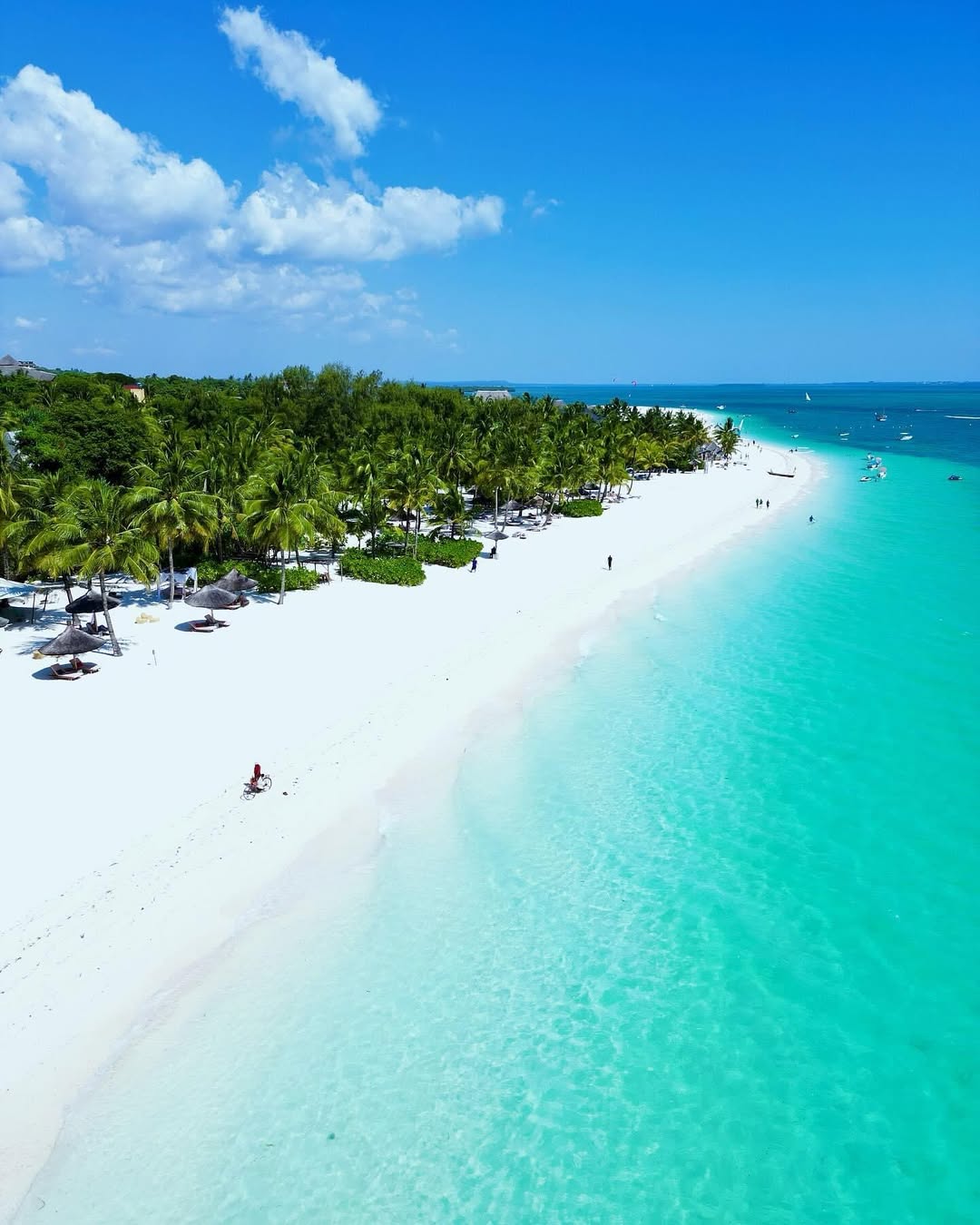 Kendwa beach. Tanzania. Photo Credit: Shamis_Sansibarjpg