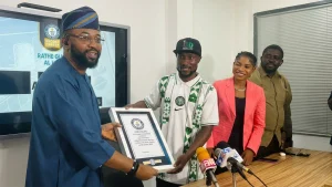 Nigerian barber sets Guinness World Record