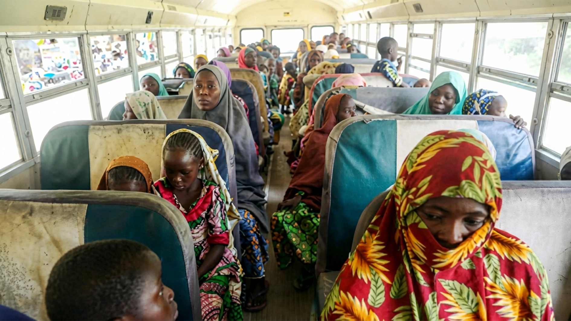 Returning refugees from Cameroon