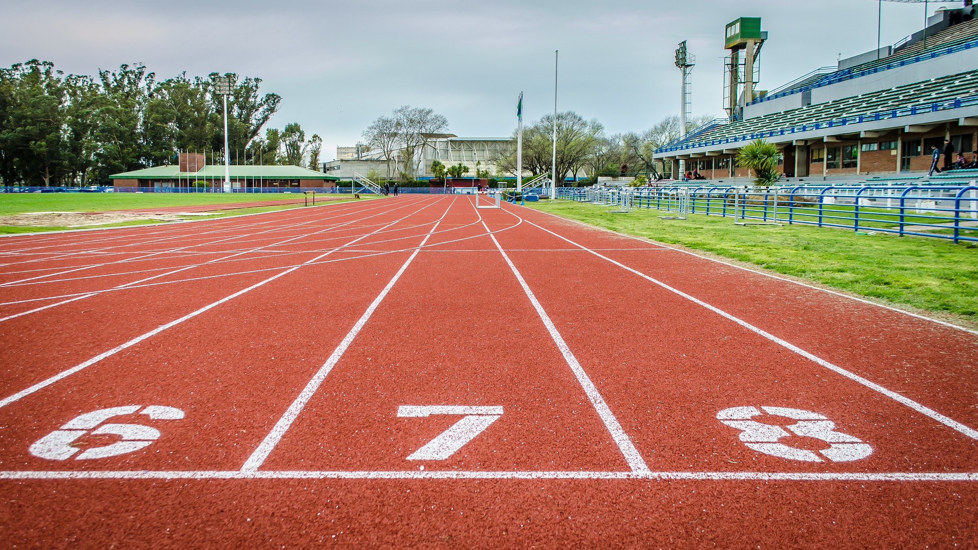 athletic-tracks-1