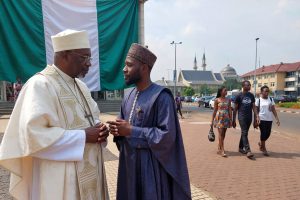 religious-diversity-in-nigeria-christian-muslim-worship