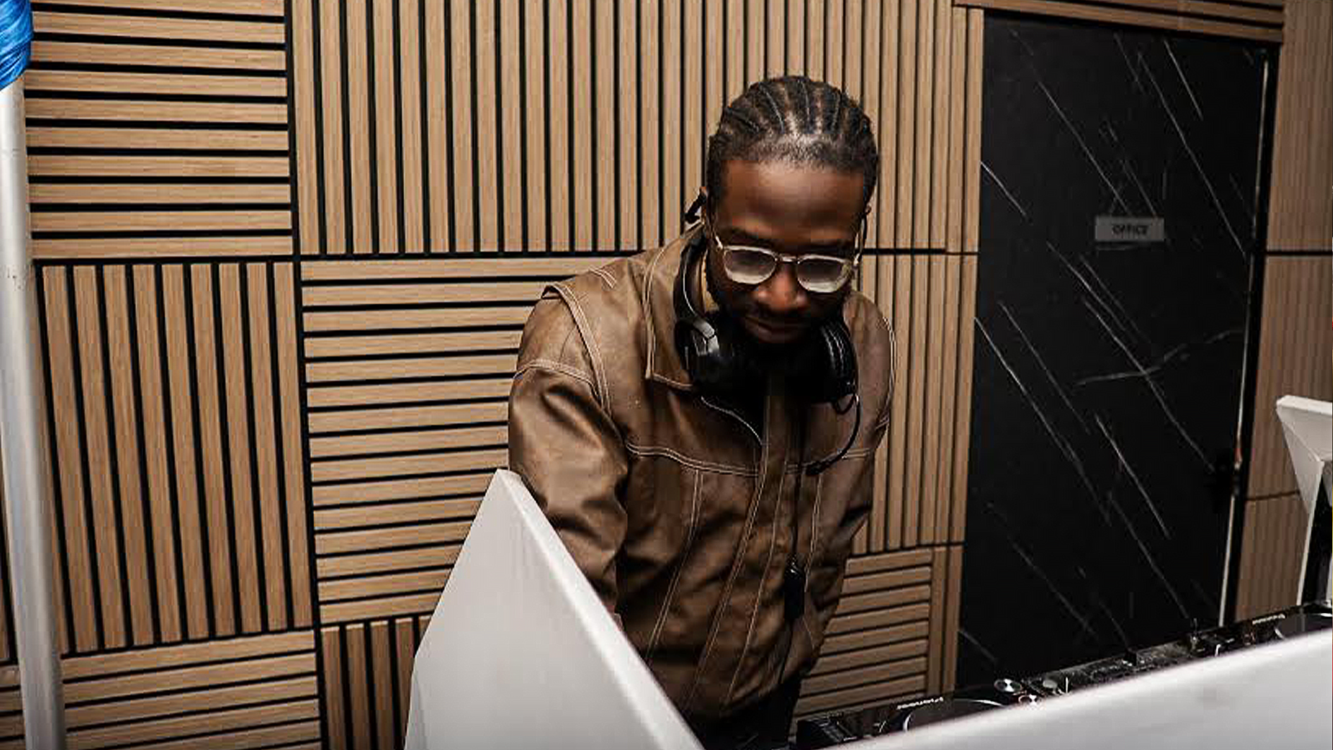 DJ Spectacles