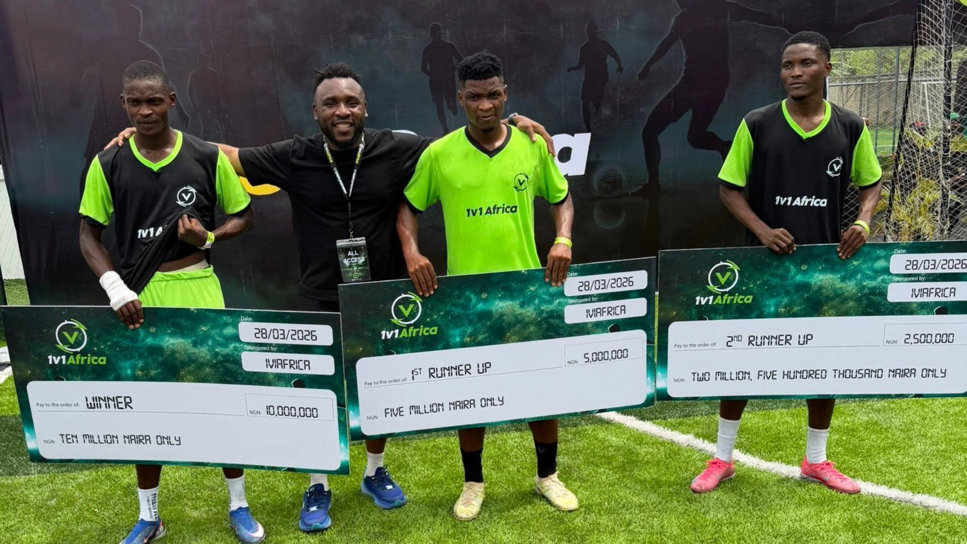 The top-three finishers at the 1v1 Africa Football Challenge.