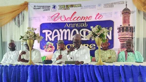 Coordinator of Al-Habibiyyah Islamic Centre in Lagos, Abdulrahman Thabit (left); Chief Missioner, Al- Muwafiq Islamic Society, Mushin, Lagos, Sheikh Hameed Olawale Tirmisy; Chief Imam, Falomo Police Central Mosque, Ikoyi, Dr. Tajudeen Adebayo (4th left); and other clerics at the annual Ramadan lecture in Lagos.