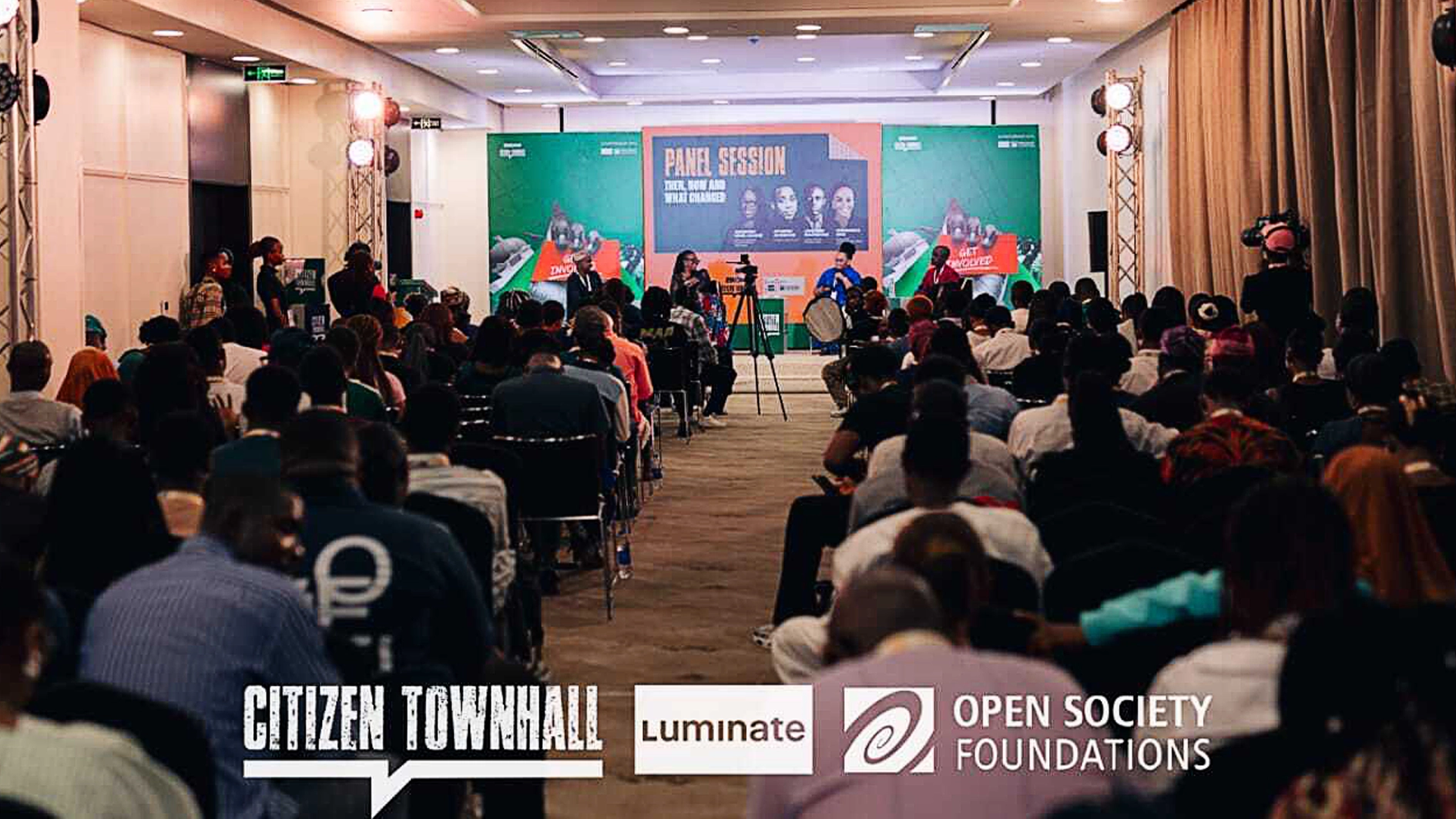 Young Nigerians participate in the Zikoko Citizen Townhall, themed “Who Shapes the Nigerian Life?”, where speakers encouraged them to take charge of their political future