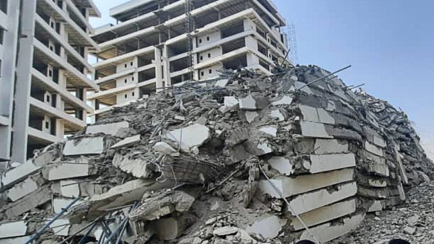Students, others escape death as four-storey school building collapses in Lagos - The Guardian Nigeria by David Meshioye