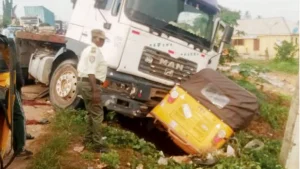 Accident scene at Obere along the Ota–Idiroko Expressway in Ogun State
