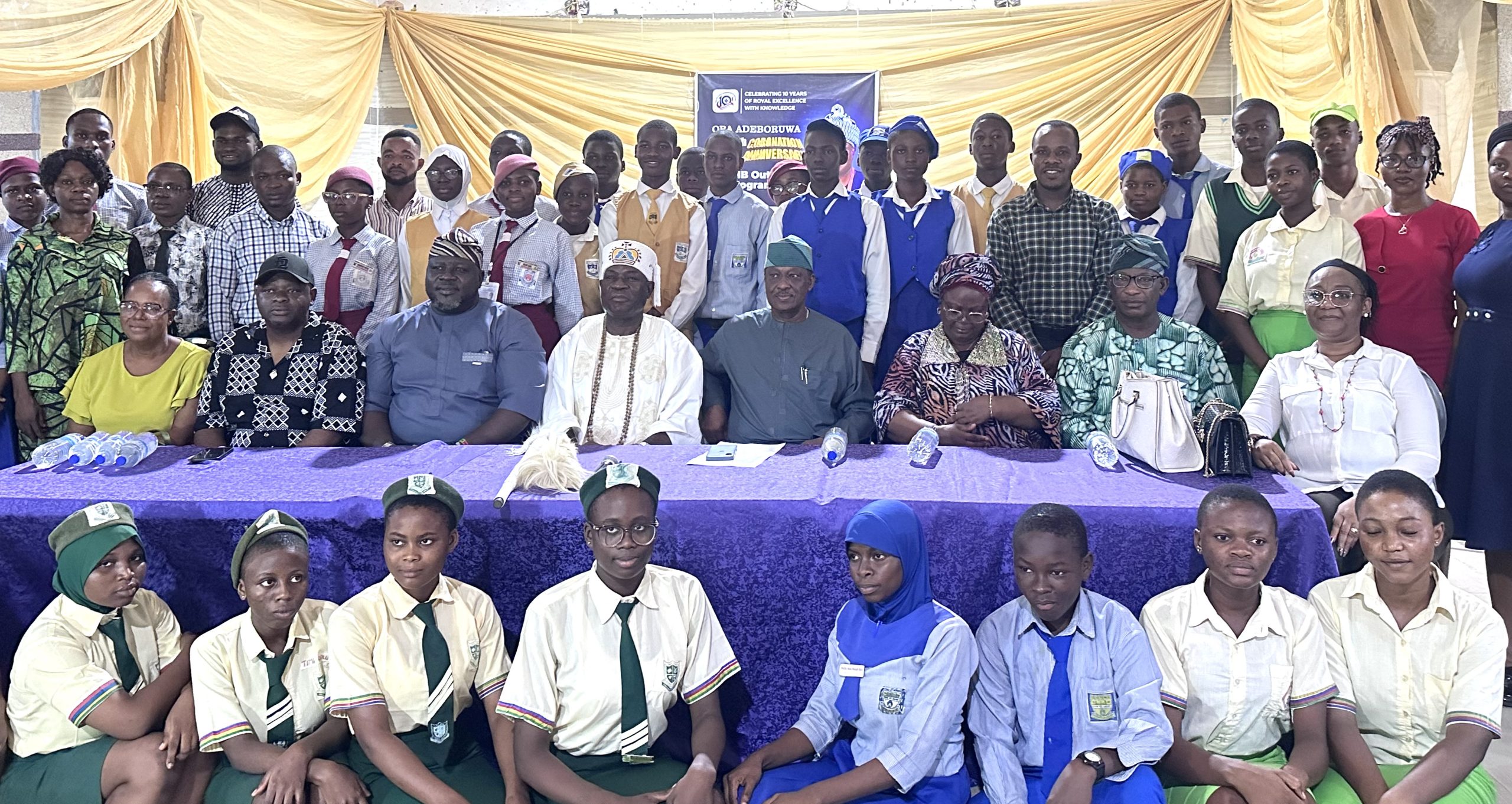 The Adeboruwa of Igbogbo, the 10th year anniversary committee, and the beneficiaries of the CBT training in celebration of Adeboruwa’s 10years on the throne