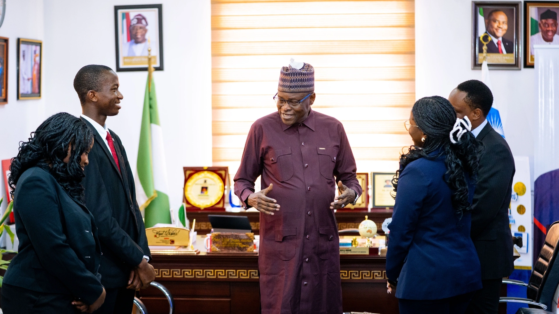 The Vice-Chancellor of Nile University, Professor Dilli Dogo, received the university's team that took part in the annual Scotiabank International Case Competition.