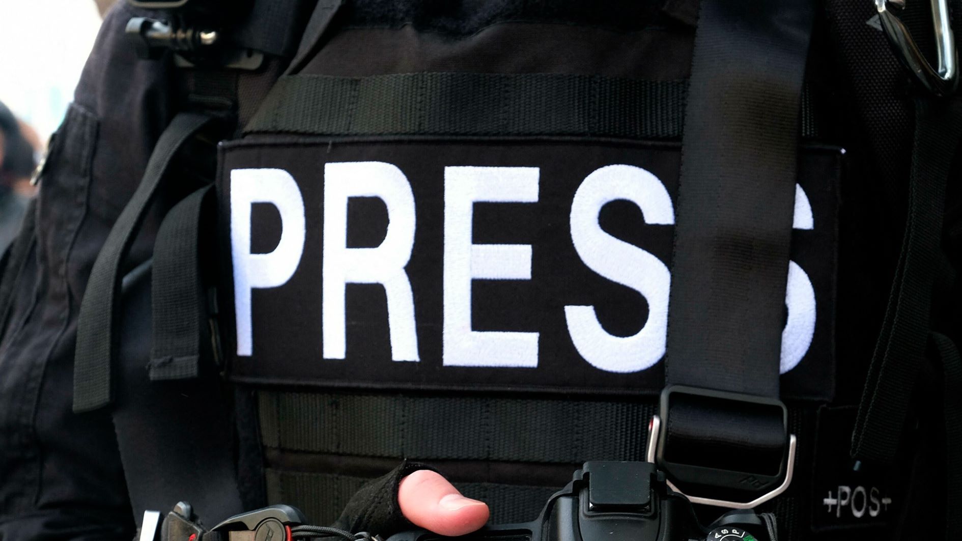 cjr-press-vest