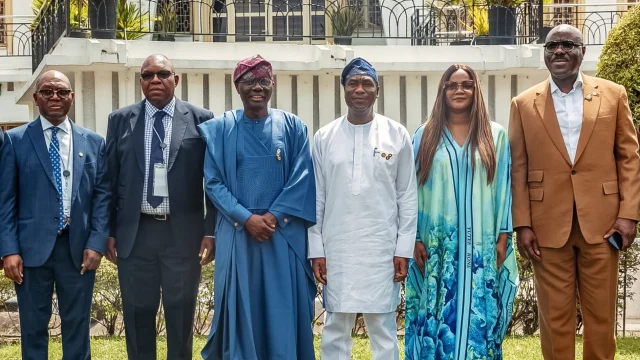 Executive Chairman, Lagos State Internal Revenue Service, LIRS, Dr Ayodele Subair (left); Executive Secretary, Joint Revenue Board (JRB), Olusegun Adesokan; Lagos State Governor, Babajide Sanwo-Olu;  Deputy Governor, Obafemi Hazmat; Director-General/CEO, National Identity Management Commission (NIMC), Abisoye Coker-Odusote and Lagos State Commissioner for Finance, Abayomi Oluyomi, after the governor hosted members of the Joint Revenue Board, and declared open the 159th JRB meeting at the Lagos House, Marina, yesterday.